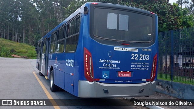 Viação Cidade de Caieiras 22.203 na cidade de Caieiras, São Paulo, Brasil, por Douglas Nelson de Oliveira. Número da foto: #9900972.