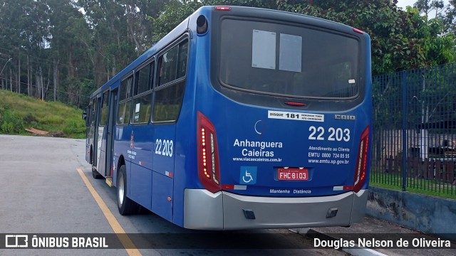 Viação Cidade de Caieiras 22.203 na cidade de Caieiras, São Paulo, Brasil, por Douglas Nelson de Oliveira. ID da foto: 9900972.