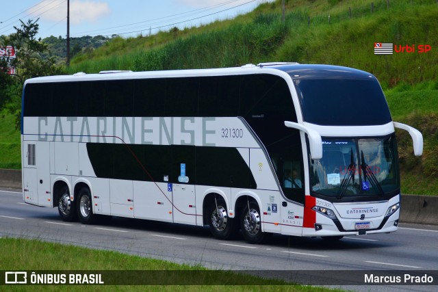 Auto Viação Catarinense 321300 na cidade de Arujá, São Paulo, Brasil, por Marcus Prado. Número da foto: #9901738.