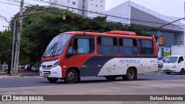 ATL - Associação dos Transportadores de Passageiros por Lotação 414 na cidade de Porto Alegre, Rio Grande do Sul, Brasil, por Rafael Rezende. ID da foto: 9900879.