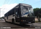 Ônibus Particulares 305 na cidade de São Leopoldo, Rio Grande do Sul, Brasil, por Júnior Harras. Número da foto: #9902809.