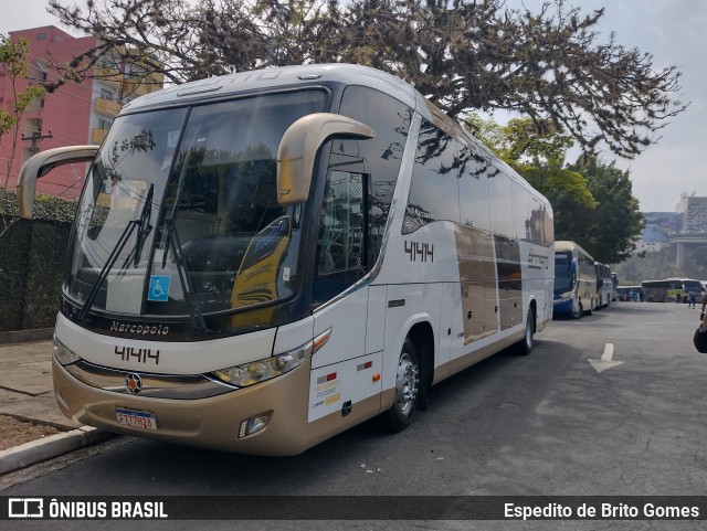 Turismo Bozzato 41414 na cidade de Aparecida, São Paulo, Brasil, por Espedito de Brito Gomes. Número da foto: #9905961.
