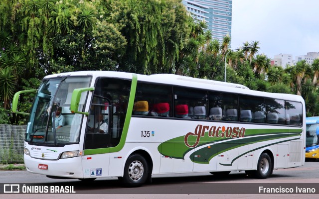 Viação Graciosa 135 na cidade de Curitiba, Paraná, Brasil, por Francisco Ivano. ID da foto: 9909905.