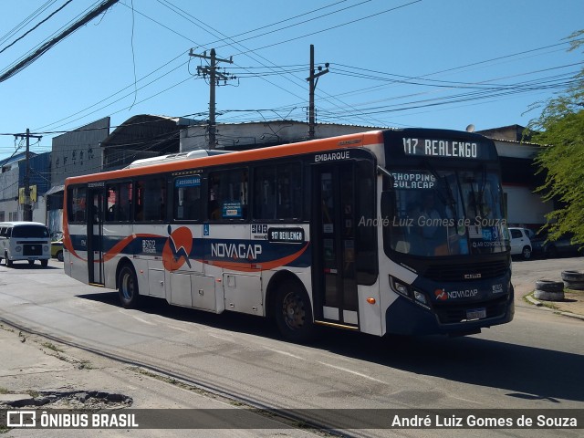 Viação Novacap B51612 na cidade de Rio de Janeiro, Rio de Janeiro, Brasil, por André Luiz Gomes de Souza. ID da foto: 9912043.