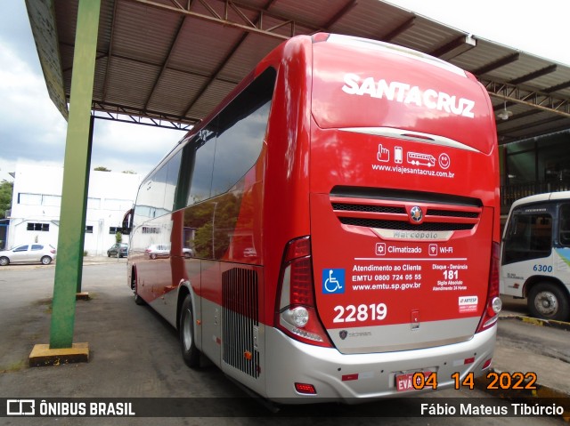 Viação Santa Cruz 22819 na cidade de Três Corações, Minas Gerais, Brasil, por Fábio Mateus Tibúrcio. ID da foto: 9915811.