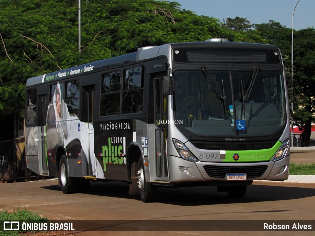 Viação Garcia 81097 na cidade de Maringá, Paraná, Brasil, por Robson Alves. Número da foto: #9918056.