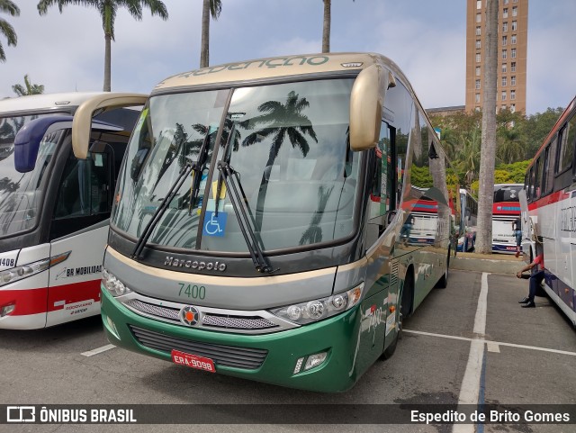 Redenção Turismo 7400 na cidade de Aparecida, São Paulo, Brasil, por Espedito de Brito Gomes. Número da foto: #9917220.