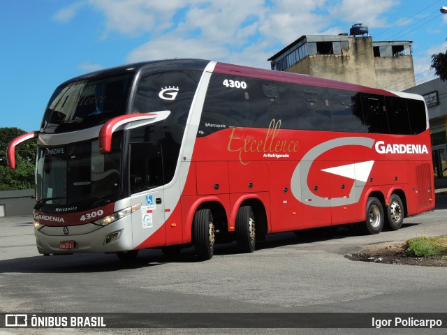 Expresso Gardenia 4300 na cidade de Divinópolis, Minas Gerais, Brasil, por Igor Policarpo. Número da foto: #9920011.