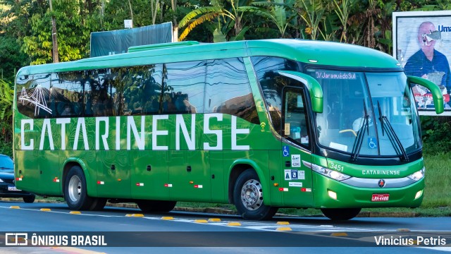 Auto Viação Catarinense 3451 na cidade de Joinville, Santa Catarina, Brasil, por Vinicius Petris. ID da foto: 9923368.