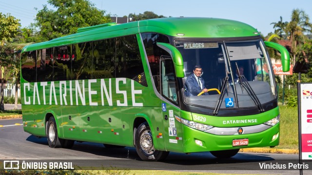 Auto Viação Catarinense 3429 na cidade de Joinville, Santa Catarina, Brasil, por Vinicius Petris. ID da foto: 9923426.