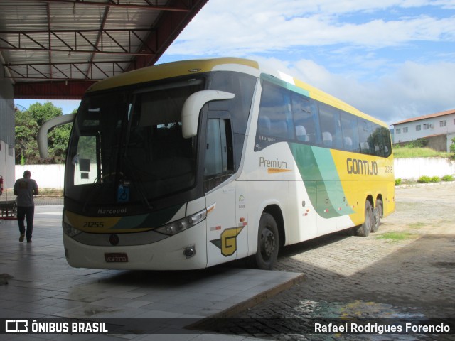 Empresa Gontijo de Transportes 21255 na cidade de Itaobim, Minas Gerais, Brasil, por Rafael Rodrigues Forencio. ID da foto: 9926066.