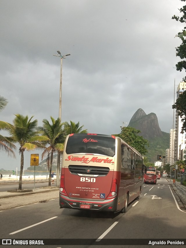 Santa Maria Fretamento e Turismo > Transportes Santa Maria(SP) 850 na cidade de Rio de Janeiro, Rio de Janeiro, Brasil, por Agnaldo Penides. Número da foto: #9924838.