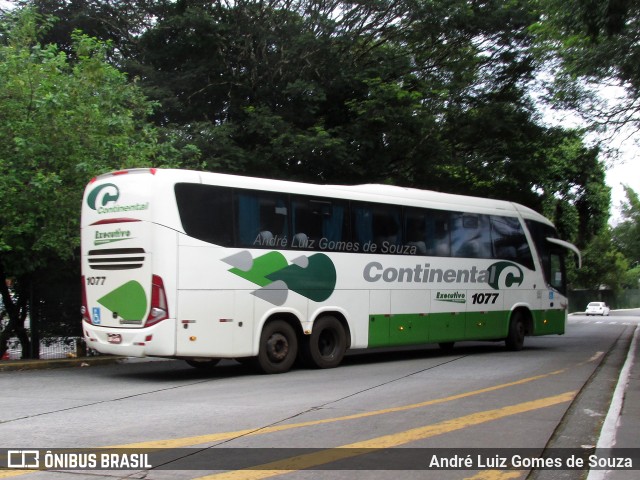 Viação Continental de Transportes 1077 na cidade de São Paulo, São Paulo, Brasil, por André Luiz Gomes de Souza. ID da foto: 9880444.