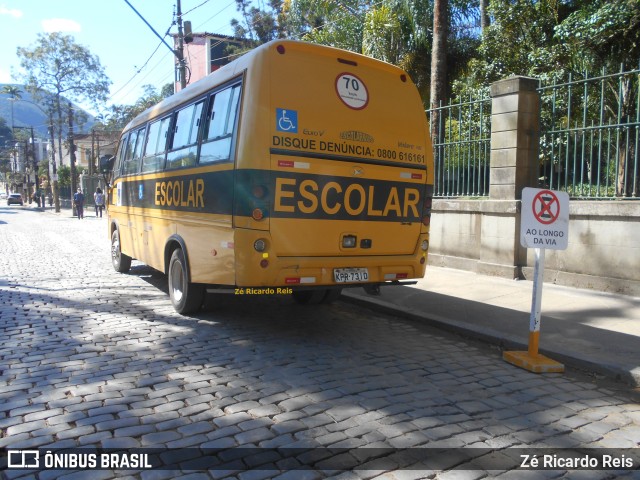 Prefeitura Municipal de Petrópolis ESCOLAR KPR7310 na cidade de Petrópolis, Rio de Janeiro, Brasil, por Zé Ricardo Reis. Número da foto: #9928263.