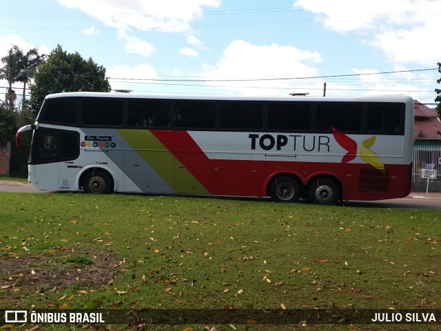 TopTur 9560 na cidade de Esteio, Rio Grande do Sul, Brasil, por JULIO SILVA. ID da foto: 9928842.