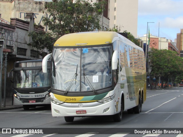 Empresa Gontijo de Transportes 21345 na cidade de Belo Horizonte, Minas Gerais, Brasil, por Douglas Célio Brandao. ID da foto: 9932459.