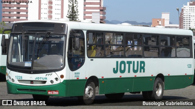 Jotur - Auto Ônibus e Turismo Josefense 1228 na cidade de Palhoça, Santa Catarina, Brasil, por Busologia Gabrielística. Número da foto: #9932237.