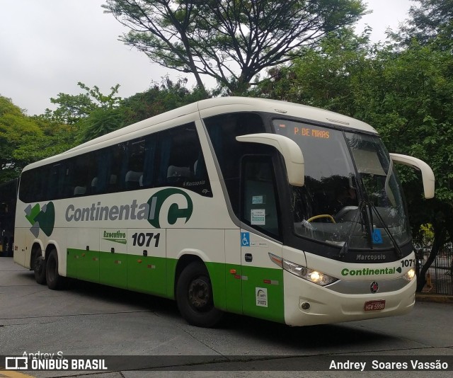 Viação Continental de Transportes 1071 na cidade de São Paulo, São Paulo, Brasil, por Andrey  Soares Vassão. ID da foto: 9932718.