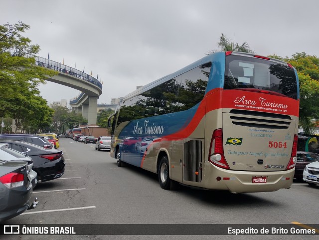 Arca Turismo 5054 na cidade de Aparecida, São Paulo, Brasil, por Espedito de Brito Gomes. ID da foto: 9933489.