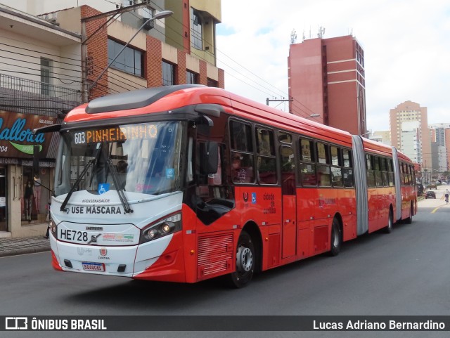 Auto Viação Redentor HE728 na cidade de Curitiba, Paraná, Brasil, por Lucas Adriano Bernardino. ID da foto: 9935863.