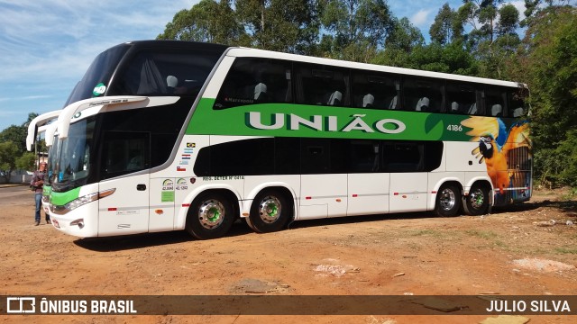 Empresa União de Transportes 4186 na cidade de Esteio, Rio Grande do Sul, Brasil, por JULIO SILVA. ID da foto: 9935429.