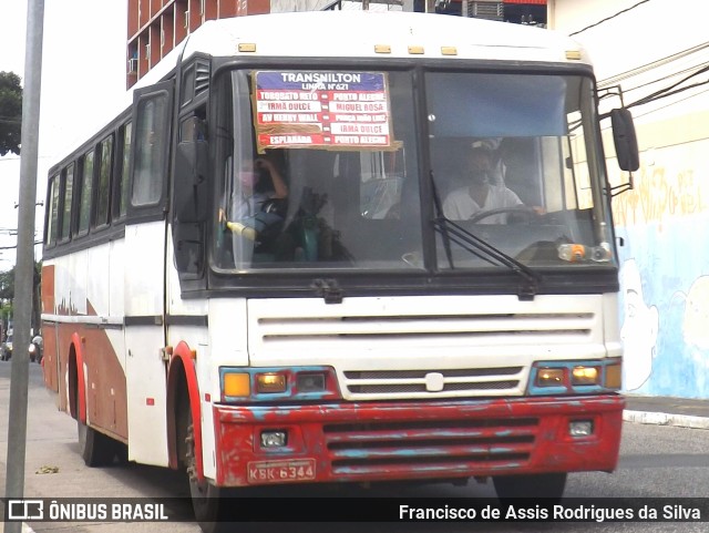 Transnilton Transporte e Turismo 2220 na cidade de Teresina, Piauí, Brasil, por Francisco de Assis Rodrigues da Silva. ID da foto: 9936910.