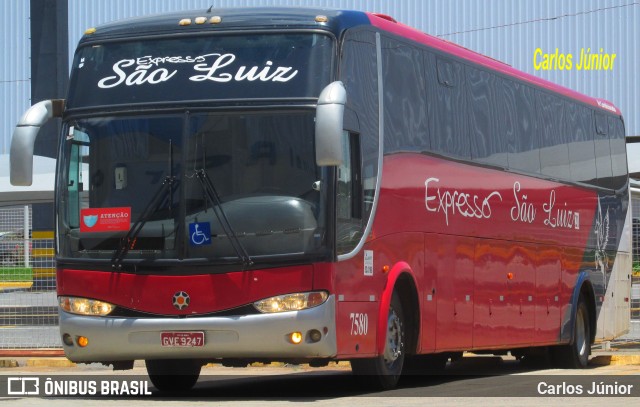 Expresso São Luiz 7580 na cidade de Goiânia, Goiás, Brasil, por Carlos Júnior. ID da foto: 9941428.