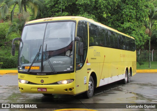 Viação Itapemirim 8807 na cidade de Queluz, São Paulo, Brasil, por Leonardo Daniel. Número da foto: #9944261.