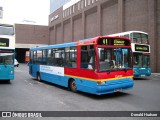 Go North East 8122 na cidade de Newcastle upon Tyne, Tyne and Wear, Inglaterra, por Donald Hudson. ID da foto: :id.