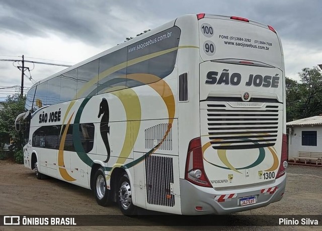 Expresso São José 1300 na cidade de Maringá, Paraná, Brasil, por Plinio Silva. ID da foto: 9952641.