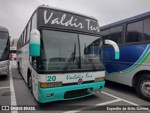 Valdir Tur 20 na cidade de Aparecida, São Paulo, Brasil, por Espedito de Brito Gomes. ID da foto: 9952227.