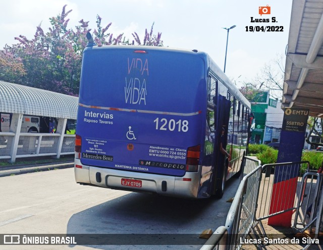 Auto Viação Bragança Metropolitana > Viação Raposo Tavares 12.018 na cidade de São Paulo, São Paulo, Brasil, por Lucas Santos da Silva. Número da foto: #9951007.