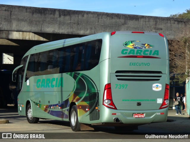 Viação Garcia 7397 na cidade de Curitiba, Paraná, Brasil, por Guilherme Neudorff. ID da foto: 9955827.