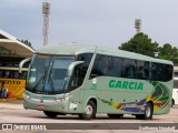 Viação Garcia 7198 na cidade de Curitiba, Paraná, Brasil, por Guilherme Neudorff. ID da foto: :id.