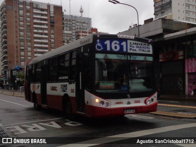 T Larrazabal 1242 na cidade de Ciudad Autónoma de Buenos Aires, Argentina, por Agustin SanCristobal1712. Número da foto: #9883325.
