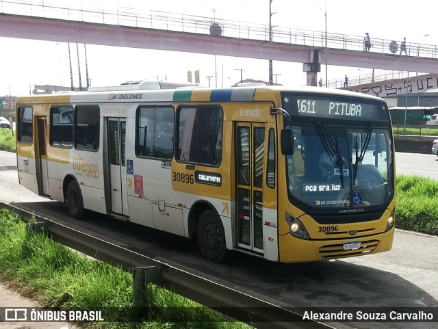 Plataforma Transportes 30896 na cidade de Salvador, Bahia, Brasil, por Alexandre Souza Carvalho. ID da foto: 9959334.