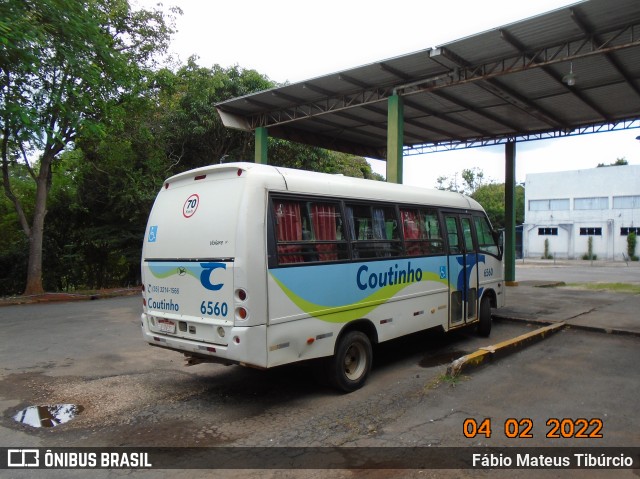 Empresa de Transportes Coutinho 6560 na cidade de Três Corações, Minas Gerais, Brasil, por Fábio Mateus Tibúrcio. Número da foto: #9885560.