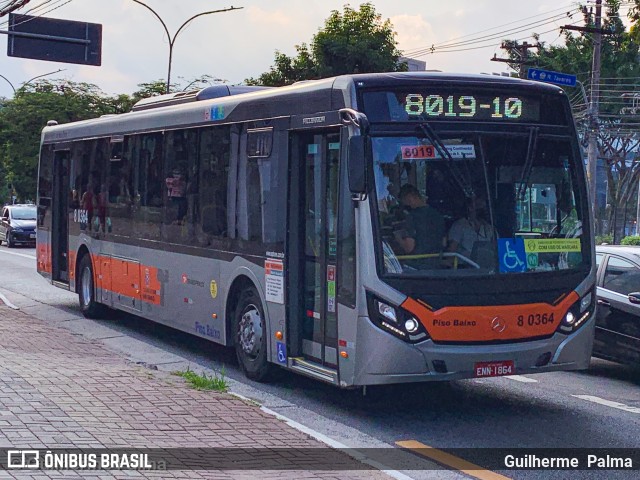 TRANSPPASS - Transporte de Passageiros 8 0364 na cidade de São Paulo, São Paulo, Brasil, por Guilherme  Palma. ID da foto: 9887460.