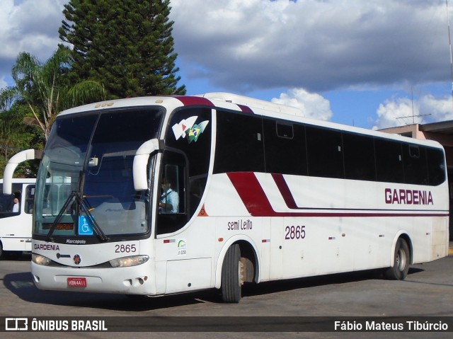 Expresso Gardenia 2865 na cidade de Três Corações, Minas Gerais, Brasil, por Fábio Mateus Tibúrcio. Número da foto: #9891175.