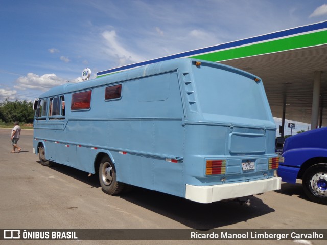 Motorhomes 2421 na cidade de Rio Pardo, Rio Grande do Sul, Brasil, por Ricardo Manoel Limberger Carvalho. ID da foto: 9891034.