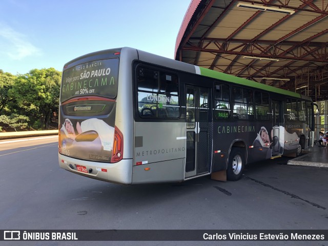 Viação Garcia 8965 na cidade de Londrina, Paraná, Brasil, por Carlos Vinicius Estevão Menezes. ID da foto: 9891912.