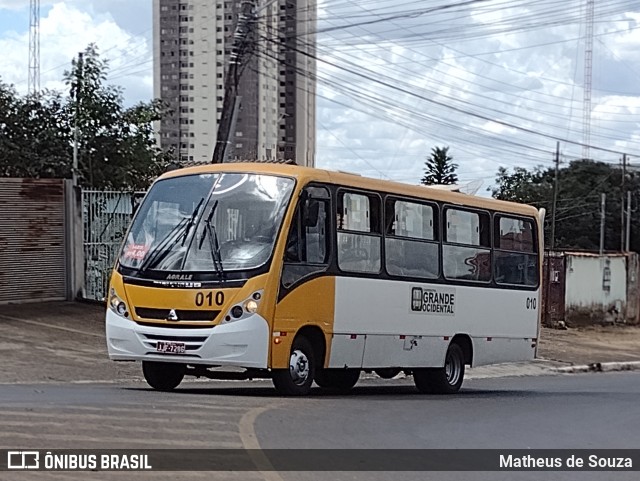 Grande Ocidental 010 na cidade de Luziânia, Goiás, Brasil, por Matheus de Souza. ID da foto: 9891758.