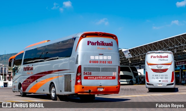 Destinos Parhíkuni 5438 na cidade de Morelia, Michoacán, México, por Fabián Reyes. ID da foto: 9893367.