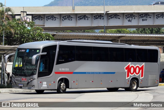 Auto Viação 1001 RJ 108.1233 na cidade de Rio de Janeiro, Rio de Janeiro, Brasil, por Matheus Souza. ID da foto: 9894463.