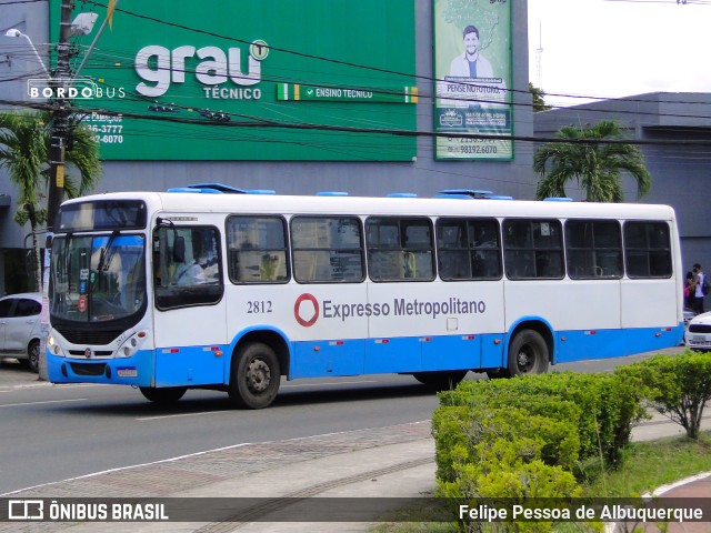Expresso Metropolitano Transportes 2812 na cidade de Camaçari, Bahia, Brasil, por Felipe Pessoa de Albuquerque. ID da foto: 9893660.
