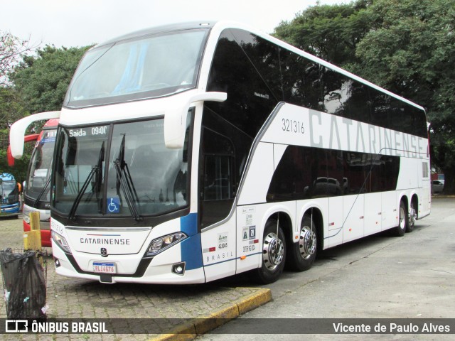 Auto Viação Catarinense 321316 na cidade de São Paulo, São Paulo, Brasil, por Vicente de Paulo Alves. ID da foto: 9894984.