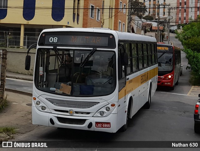 Escolares 08 na cidade de Juiz de Fora, Minas Gerais, Brasil, por Nathan 630. Número da foto: #9897970.