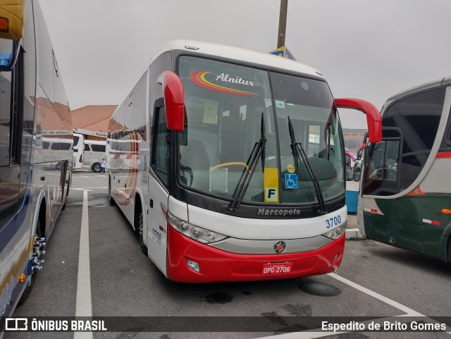 Alnitur 3700 na cidade de Aparecida, São Paulo, Brasil, por Espedito de Brito Gomes. Número da foto: #9986106.