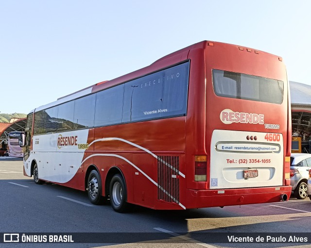 Resende Turismo 4600 na cidade de Aparecida, São Paulo, Brasil, por Vicente de Paulo Alves. ID da foto: 9990911.