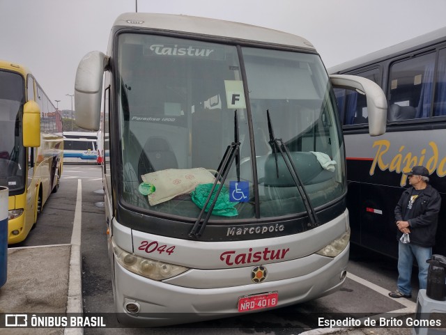 Taistur 2044 na cidade de Aparecida, São Paulo, Brasil, por Espedito de Brito Gomes. ID da foto: 9993275.